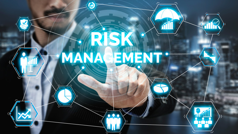 Risk Management and AI Algorithms: Be in Control of Your Projects