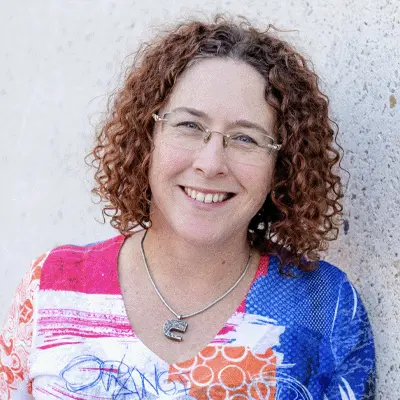 Dr. Elissa Farrow